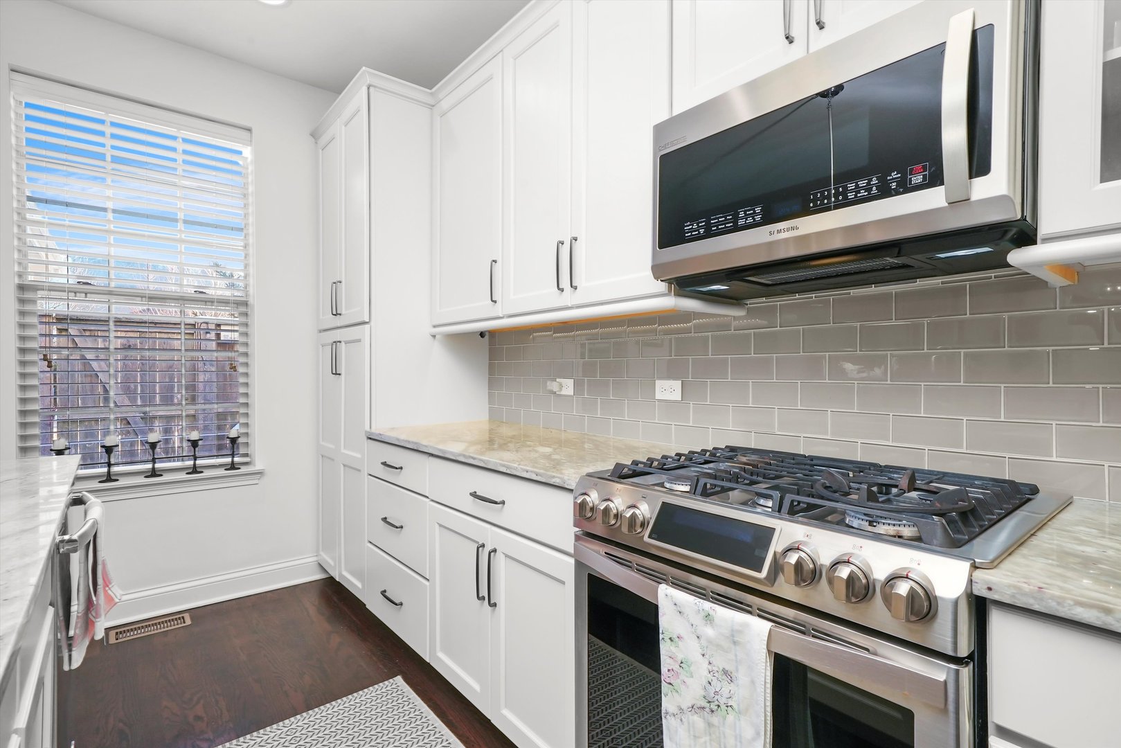 2144 Shermer Road Glenview, IL 60026 - Photo 14 of 39