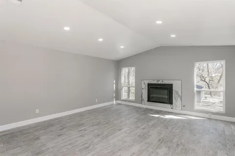 $2,000 | 722 South Walker Street, Mesquite, TX 75149