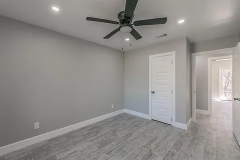 $2,000 | 722 South Walker Street, Mesquite, TX 75149