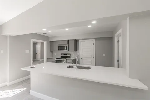 $2,000 | 722 South Walker Street, Mesquite, TX 75149