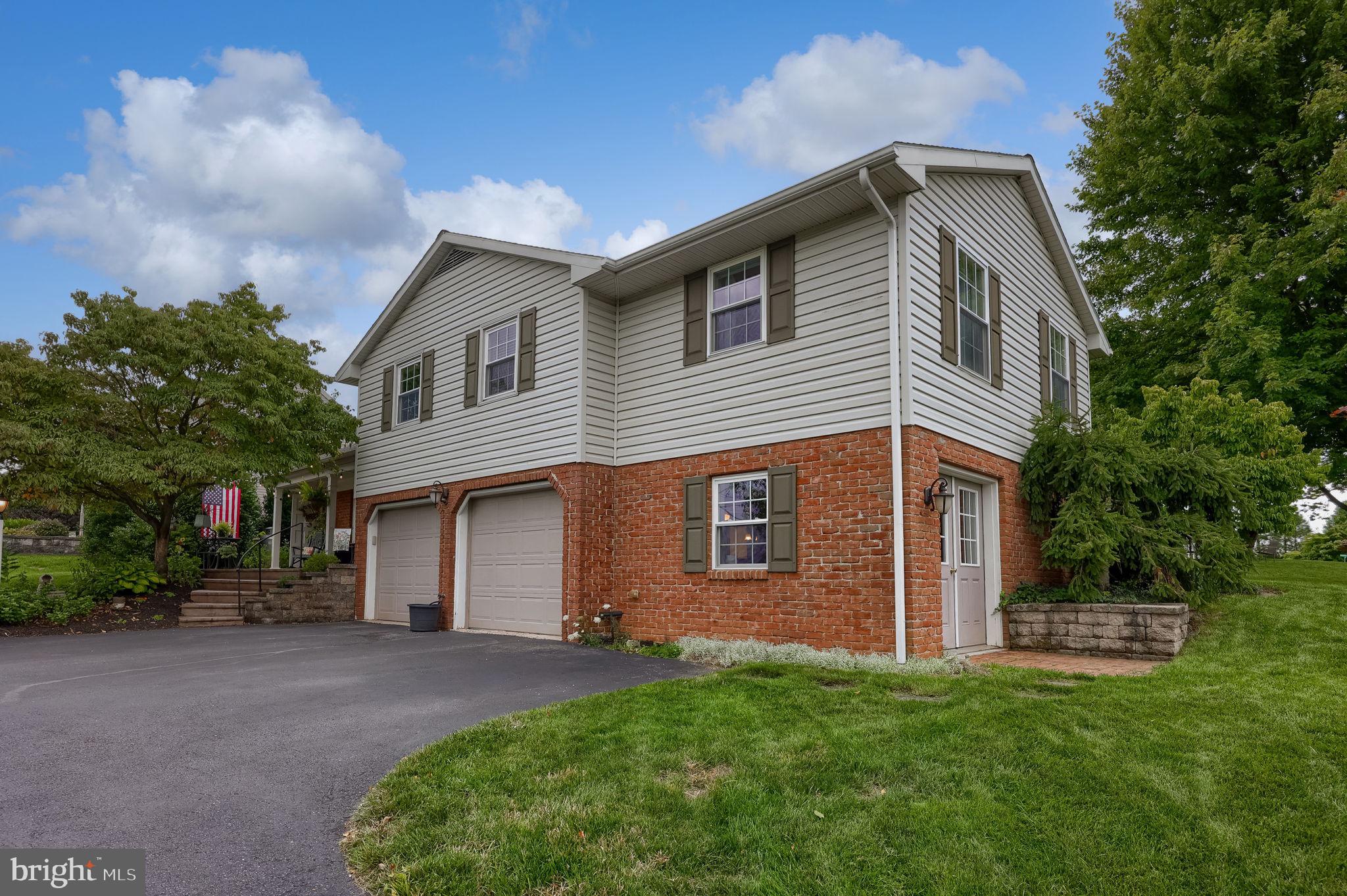 698 West Church Road Ephrata, PA 17522 - Photo 4 of 76 Gallery Image 4