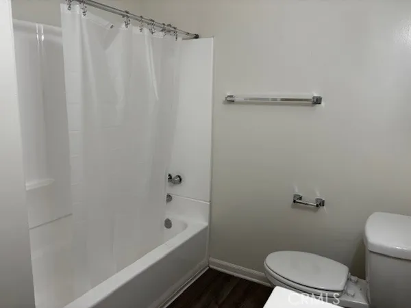 $1,895 | 12437 Harris Avenue, Unit 11, Lynwood, CA 90262