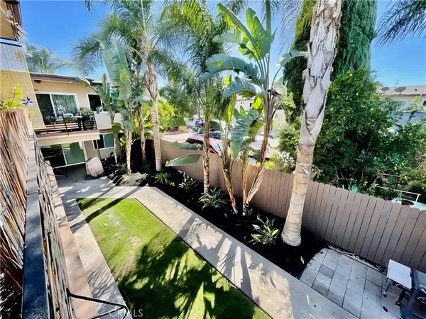 $1,895 | 12437 Harris Avenue, Unit 11, Lynwood, CA 90262