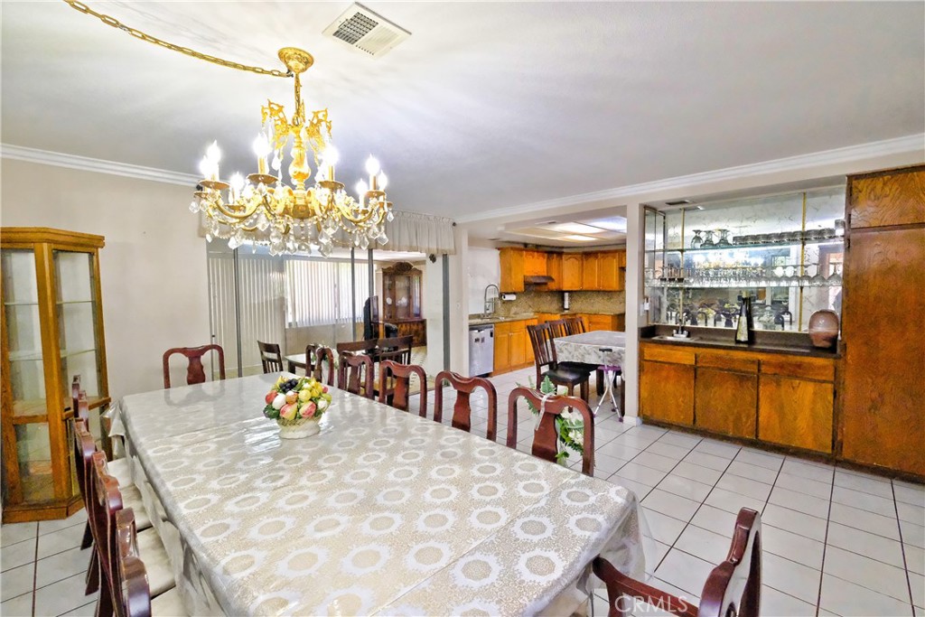 18517 Betty Way Cerritos, CA 90703 - Photo 18 of 29