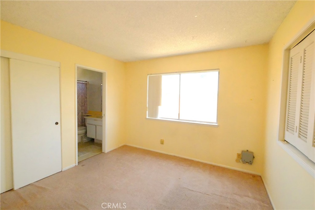 18517 Betty Way Cerritos, CA 90703 - Photo 19 of 29