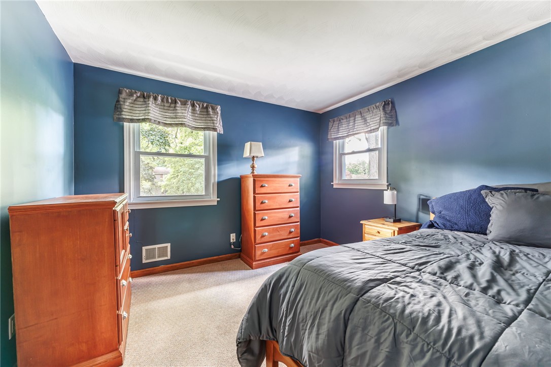 8 Meeting House Road Perinton, NY 14450 - Photo 22 of 40 Bedroom 1