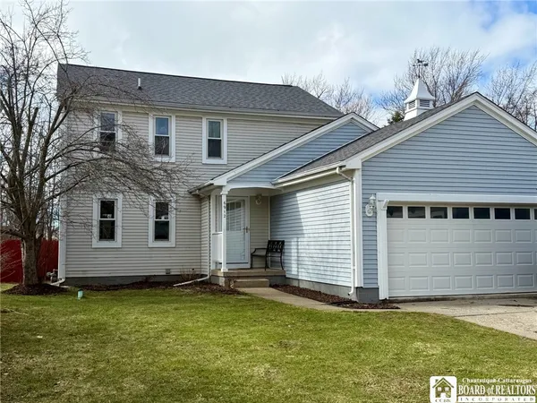$305,000 | 6912 Brandywine Drive, Evans, NY 14047