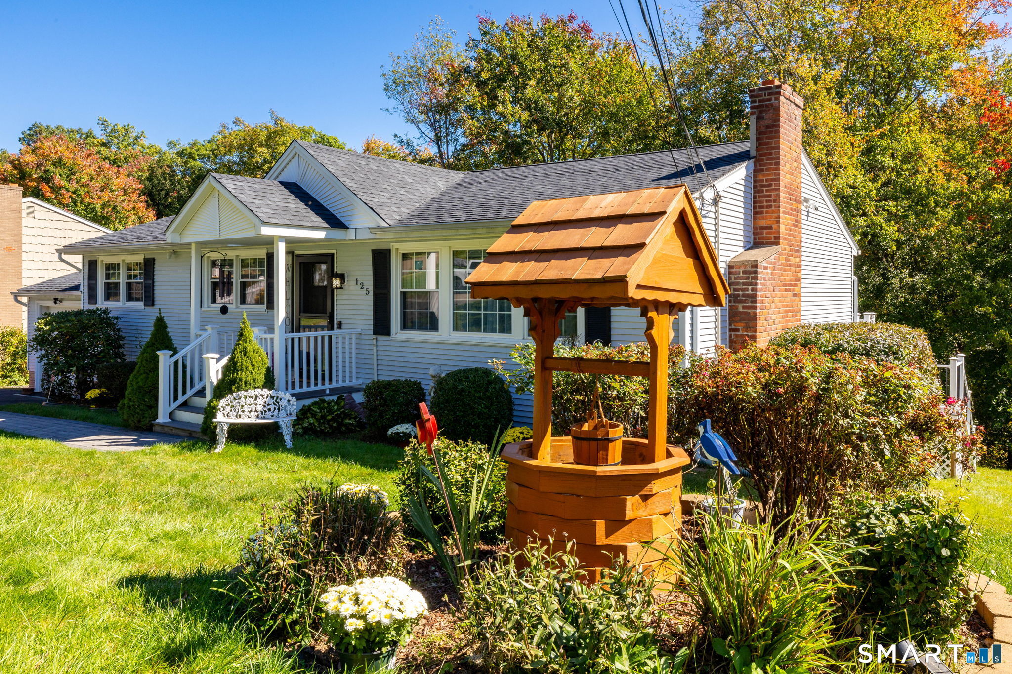 125 Perry Road Hamden, CT 06514 - Photo 2 of 29 Gallery Image 2