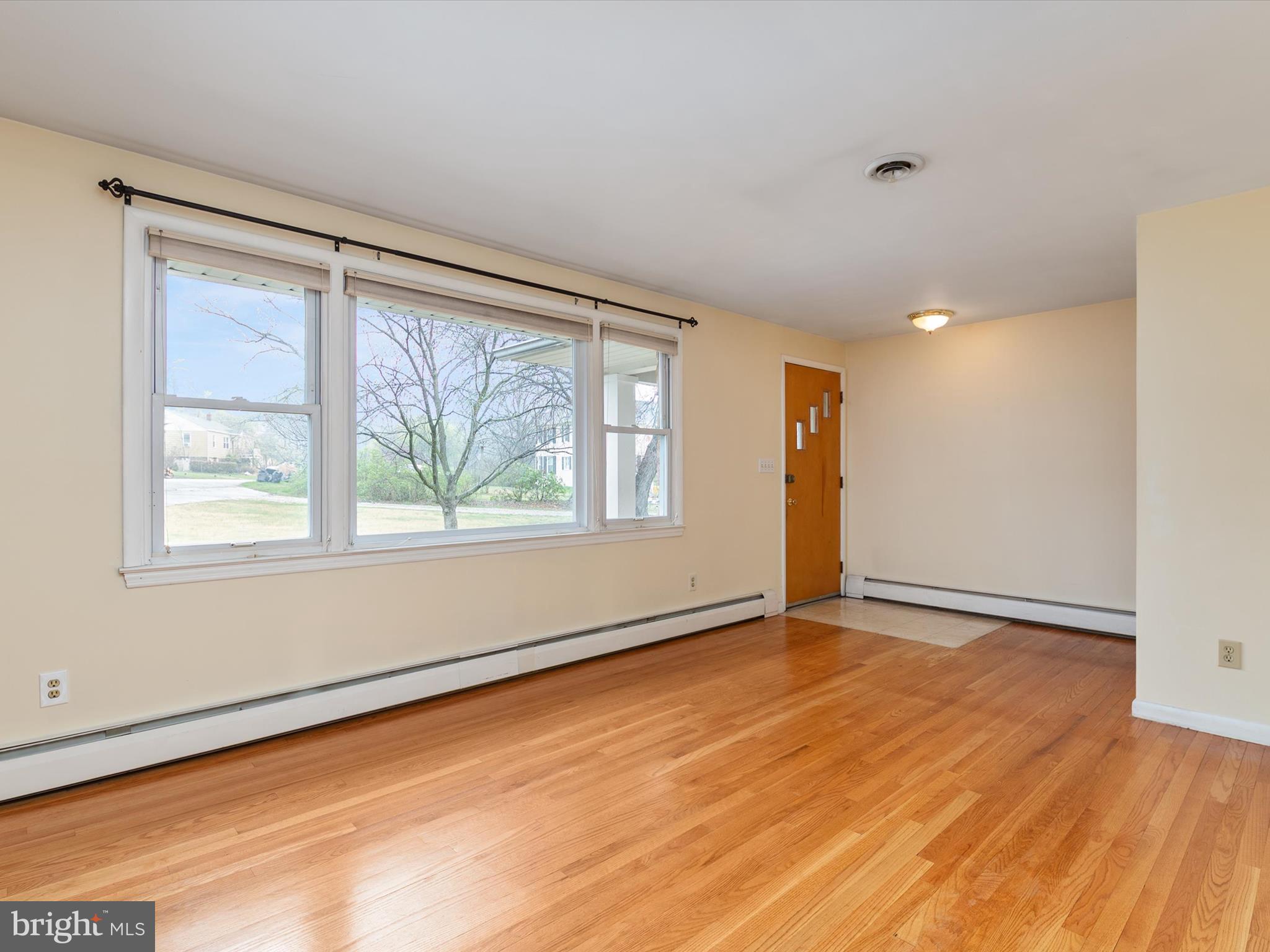 7147 Ohio Avenue Hanover, MD 21076 - Photo 5 of 84