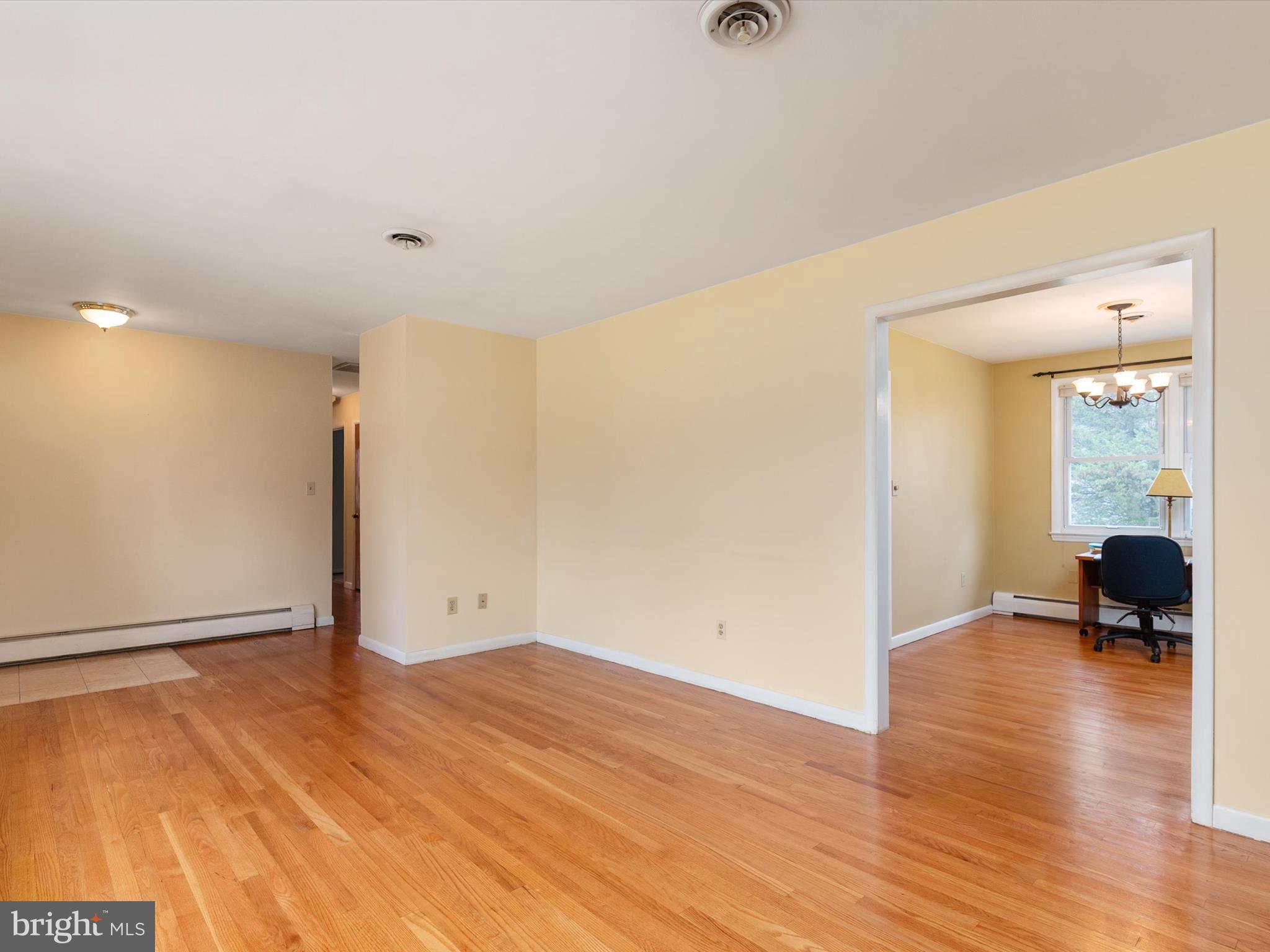 7147 Ohio Avenue Hanover, MD 21076 - Photo 7 of 84