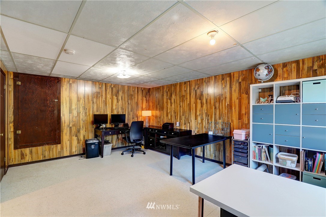 9216 224th Street Southwest Edmonds, WA 98020 - Photo 18 of 28 Gallery Image 18