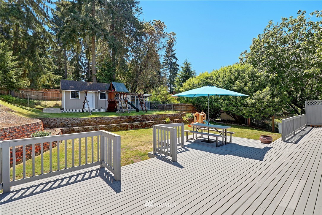 9216 224th Street Southwest Edmonds, WA 98020 - Photo 20 of 28 Gallery Image 20