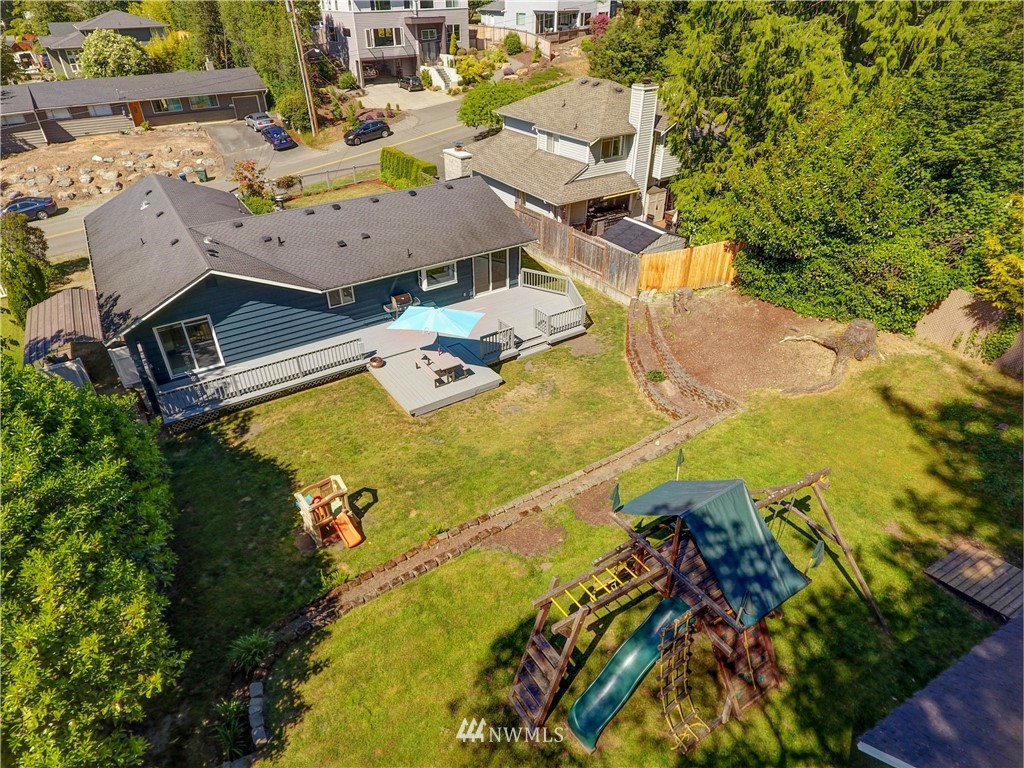 9216 224th Street Southwest Edmonds, WA 98020 - Photo 24 of 28 Gallery Image 24