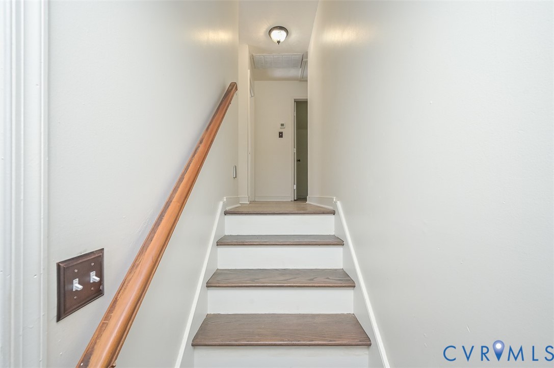 11331 Winterpock Road Chesterfield, VA 23838 - Photo 15 of 49 a view of entryway