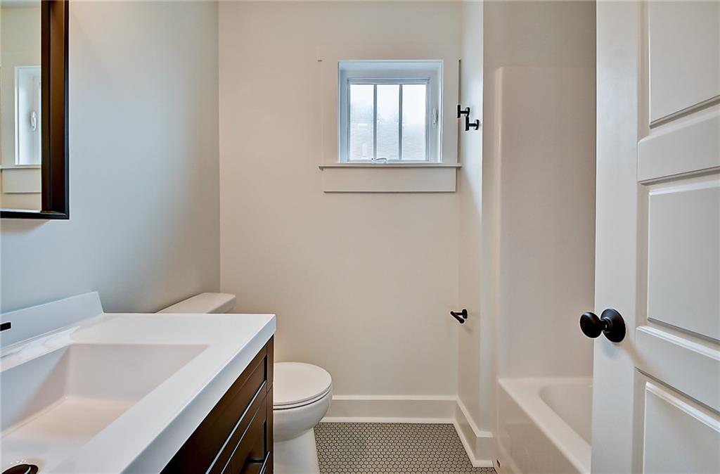 3034 Ruckle Street Indianapolis, IN 46205 - Photo 15 of 35 Gallery Image 15