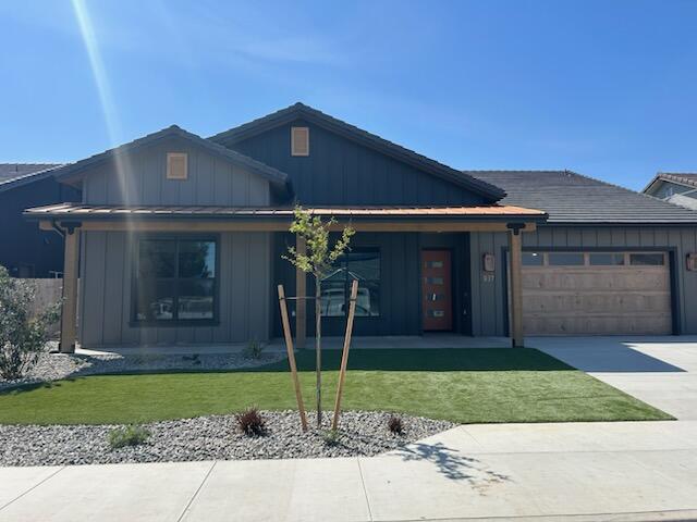 937 Hidden Ridge Tulare, CA 93274 - Photo 1 of 21 Exterior