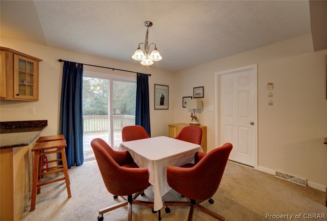 1675 Azalea Point Road Gloucester Point, VA 23062 - Photo 6 of 24 Dining Area
