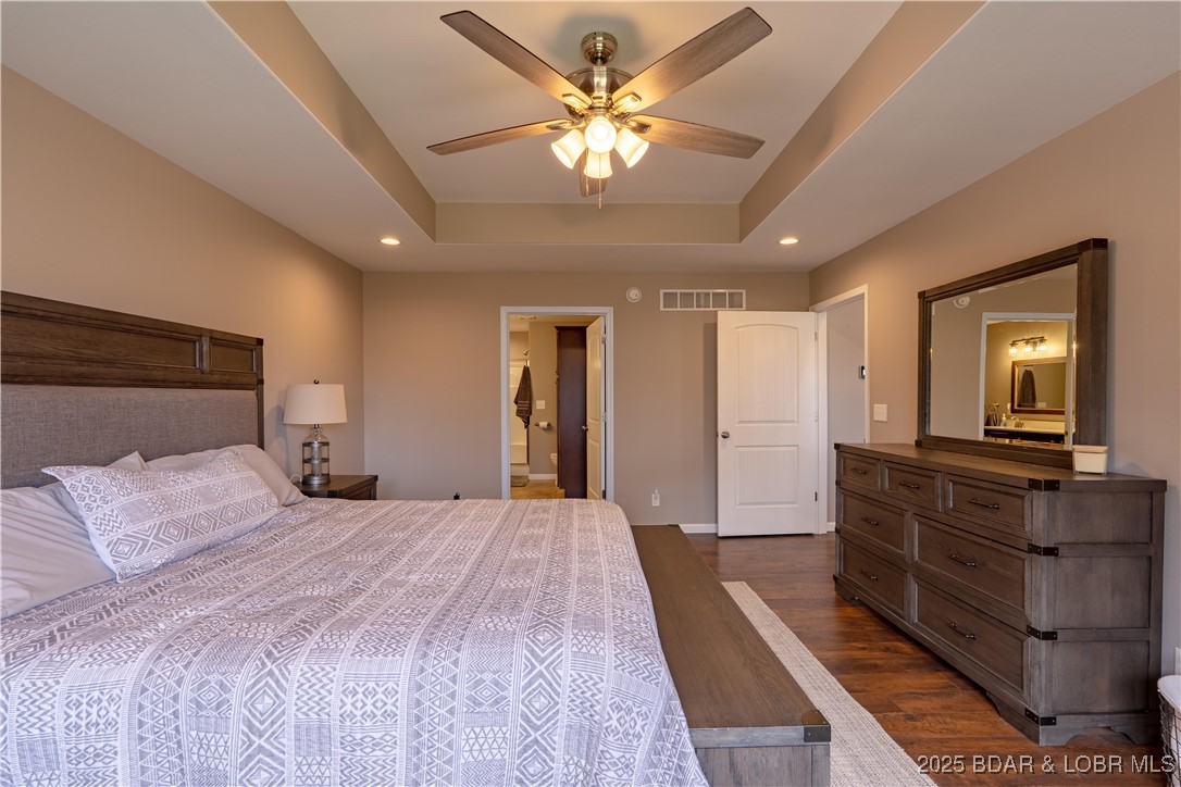 4715 Inlet Lane Osage Beach, MO 65065 - Photo 16 of 50