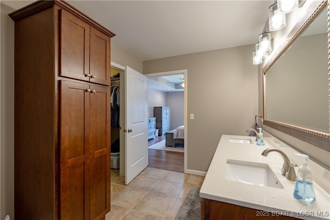 4715 Inlet Lane Osage Beach, MO 65065 - Photo 18 of 50