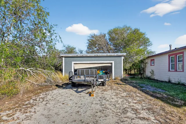 $98,999 | 7807 County Road 2431, Sinton, TX 78387