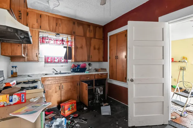 $98,999 | 7807 County Road 2431, Sinton, TX 78387