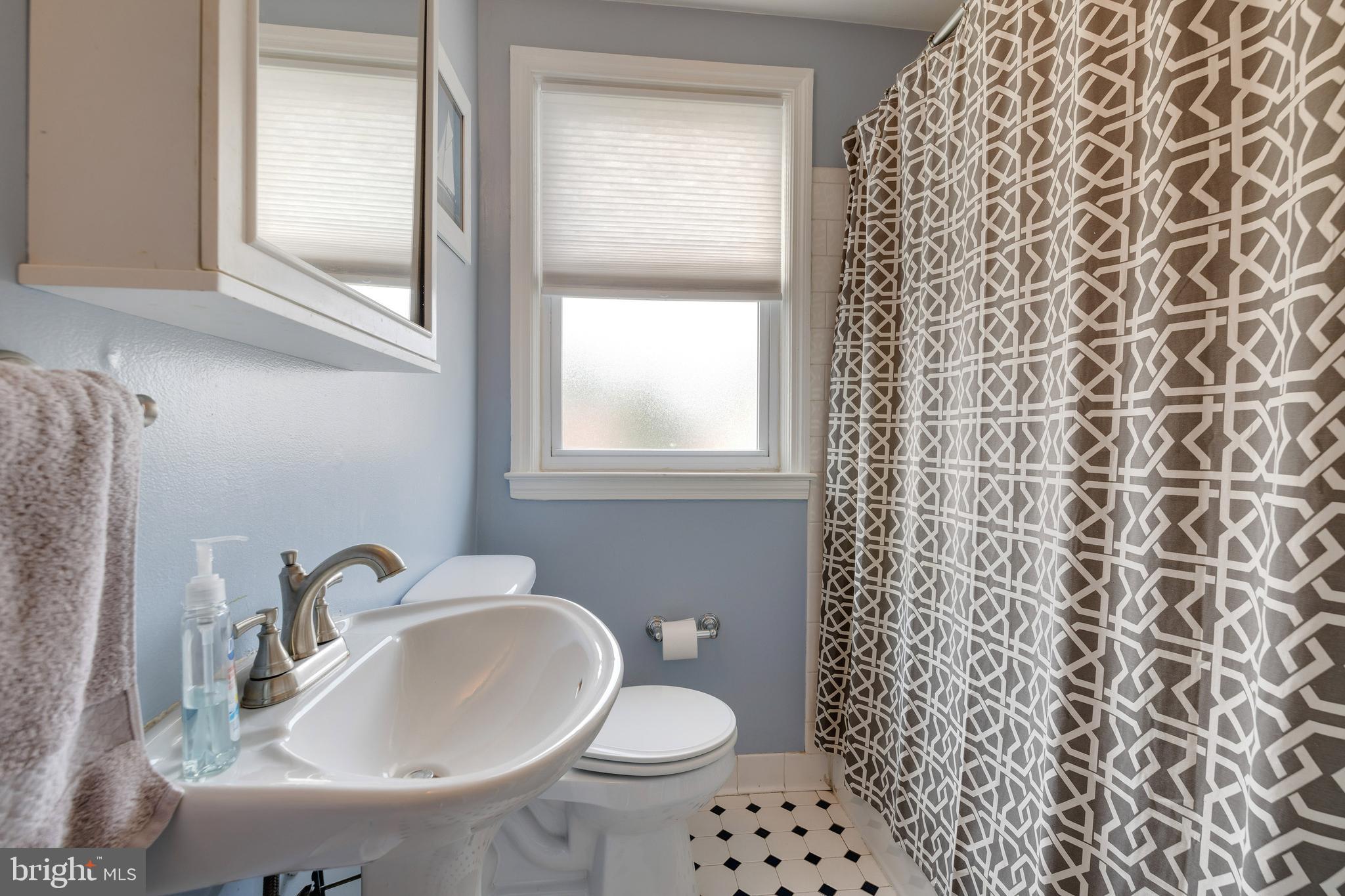 1646 Thetford Road Towson, MD 21286 - Photo 21 of 32 Gallery Image 21
