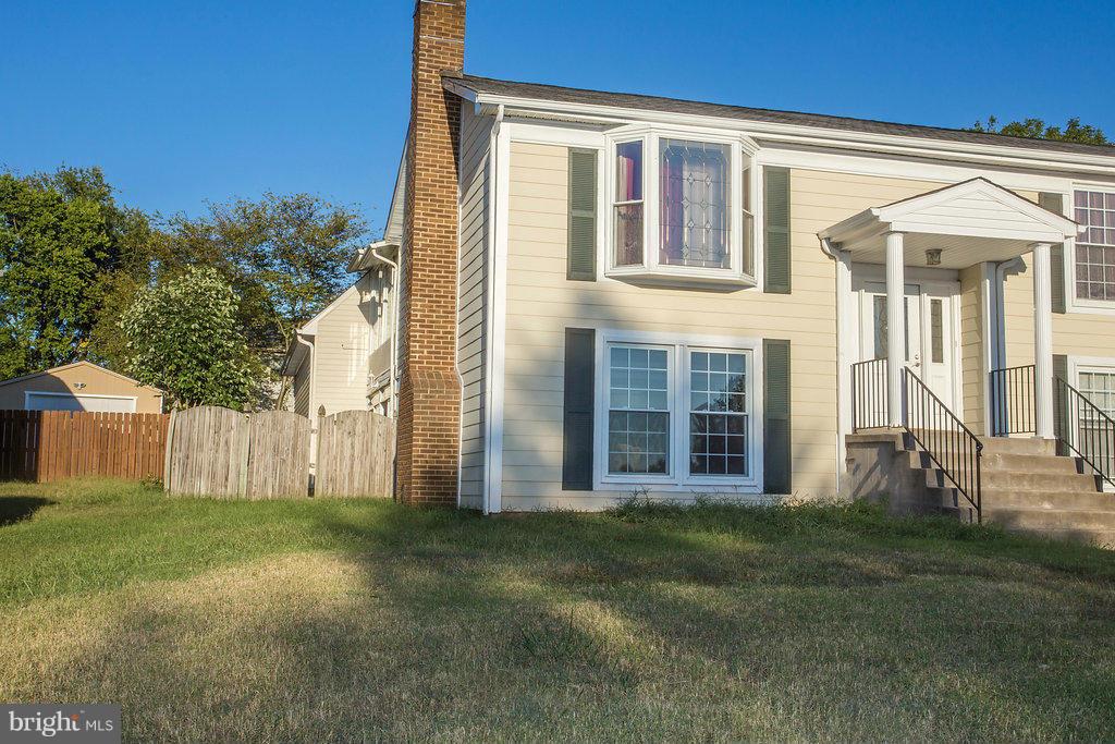 8723 Weems Road Manassas, VA 20110 - Photo 29 of 30 Exterior (Front)