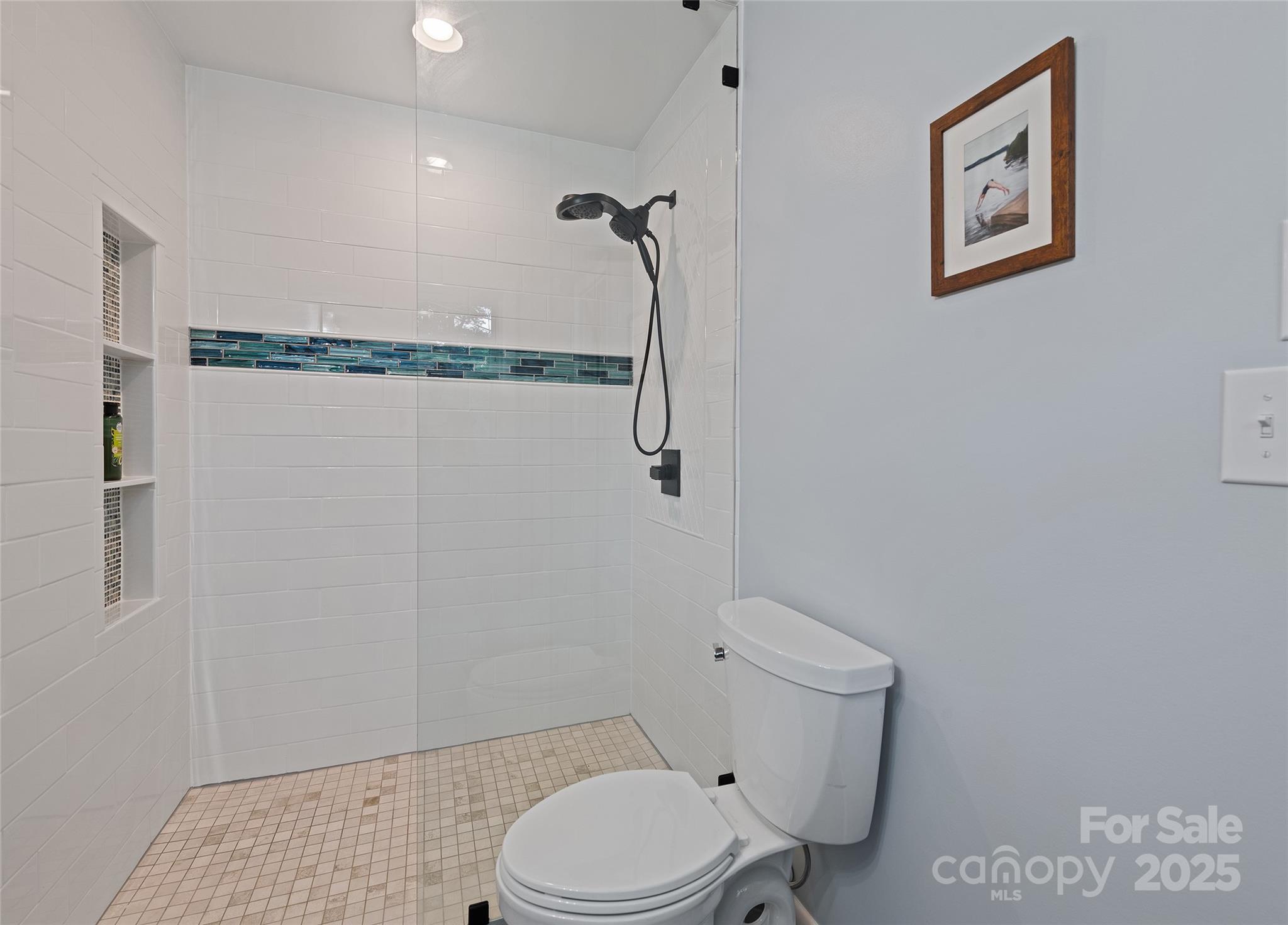 975 Buchanan Loop Sylva, NC 28779 - Photo 18 of 41 Gallery Image 18