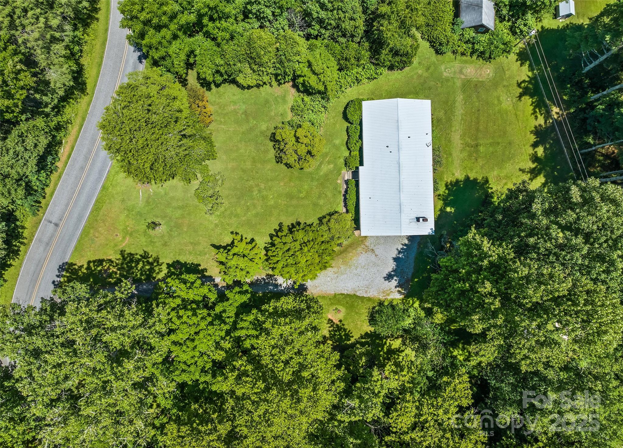 975 Buchanan Loop Sylva, NC 28779 - Photo 40 of 41 Gallery Image 40