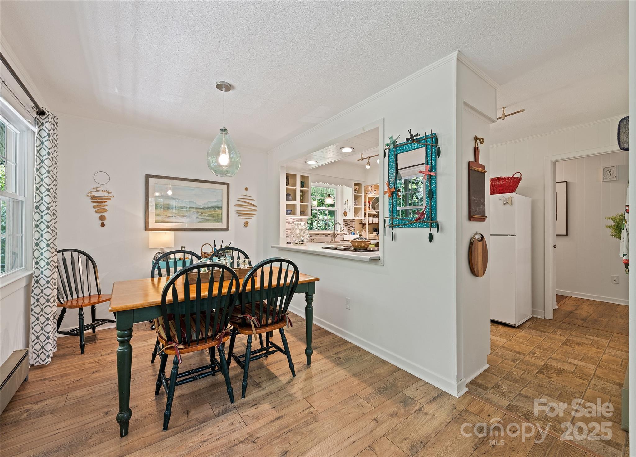 975 Buchanan Loop Sylva, NC 28779 - Photo 9 of 41 Gallery Image 9