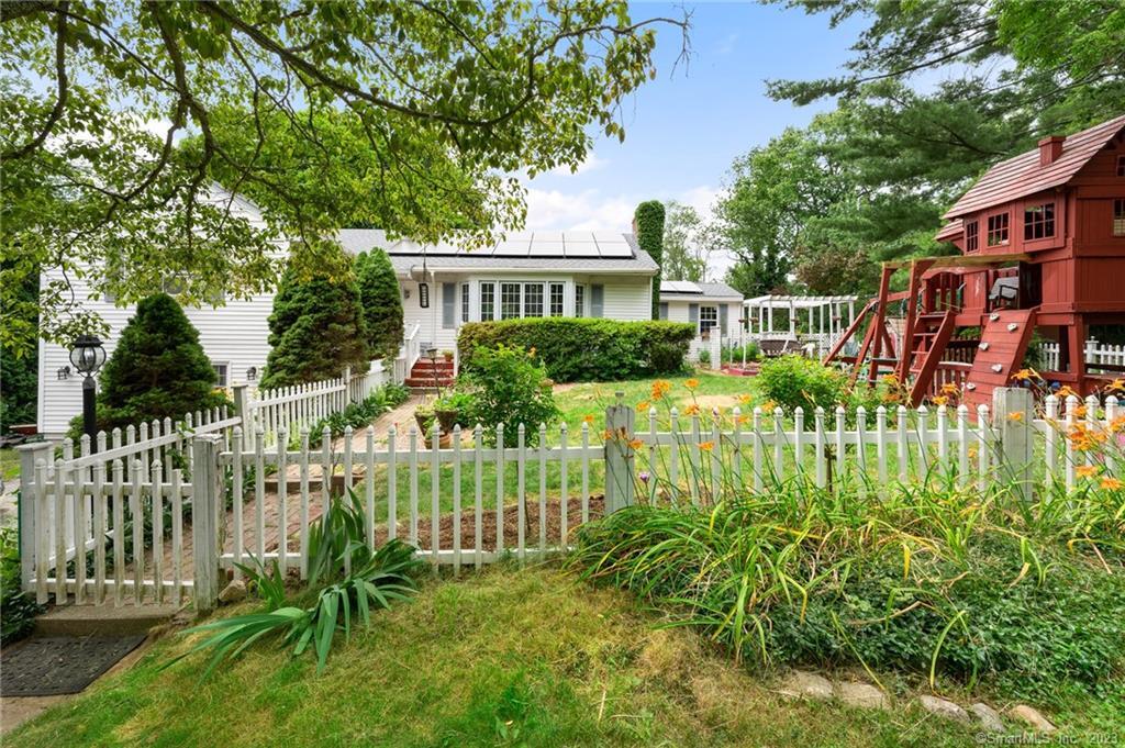 272 Whalehead Road Ledyard, CT 06335 - Photo 1 of 1 Gallery Image 1