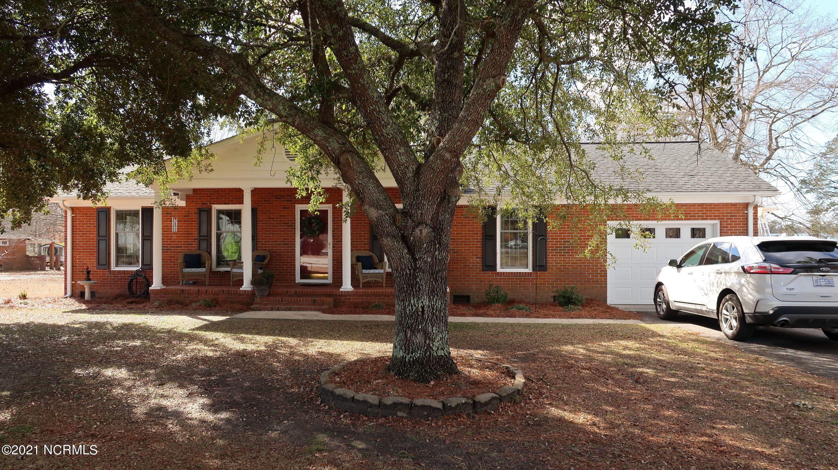 165 Antioch Road New Bern, NC 28560 - Photo 1 of 10 Welcome Home...