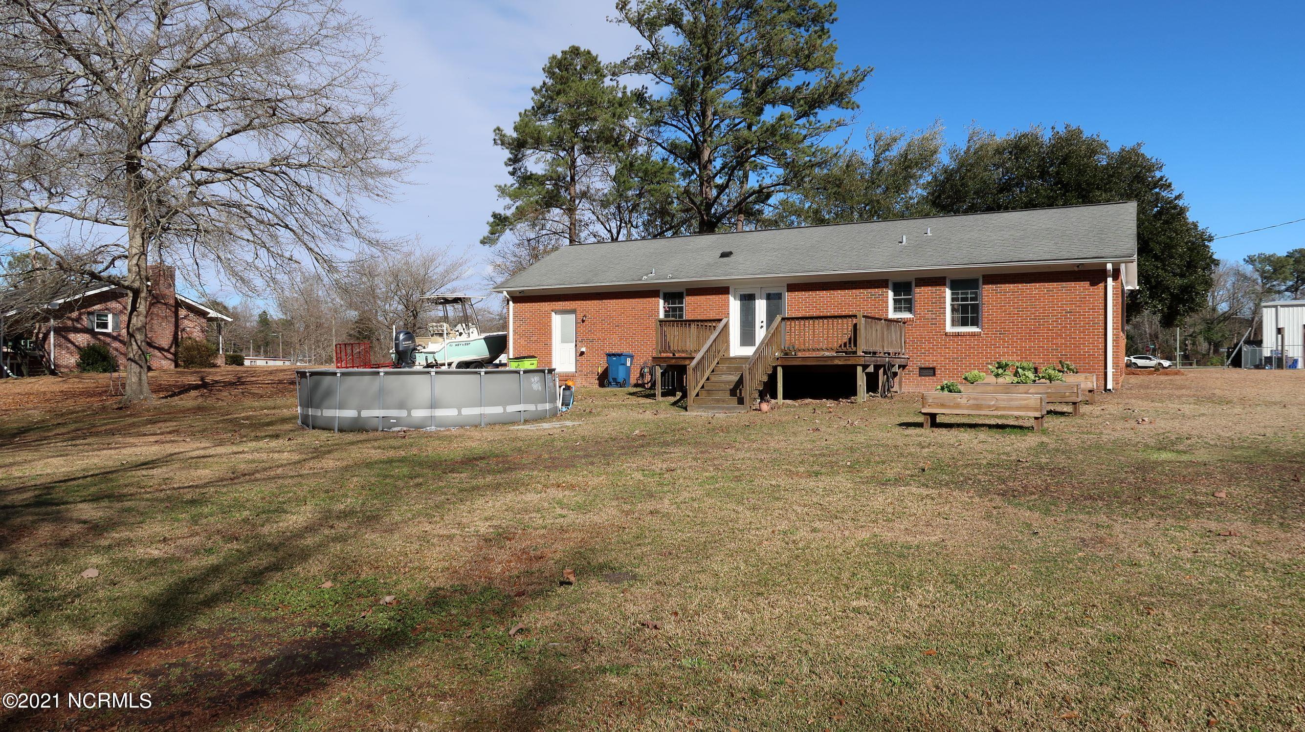 165 Antioch Road New Bern, NC 28560 - Photo 8 of 10 Back of Home...