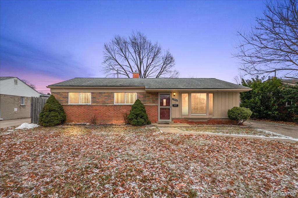 32416 Exeter Drive Warren, MI 48092 - Photo 1 of 33