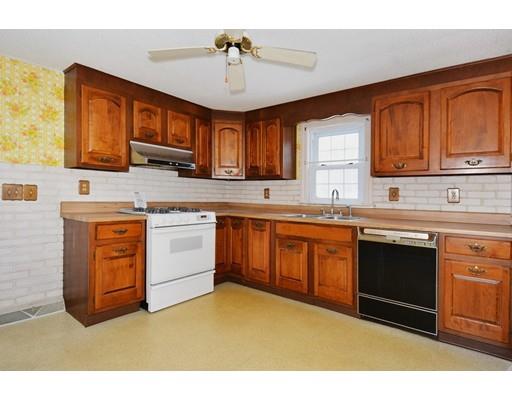 3 Fairview Road Westborough, MA 01581 - Photo 4 of 24 Gallery Image 4