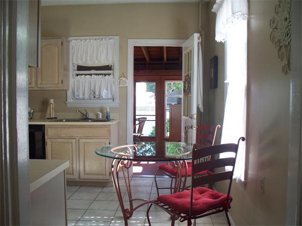 1079 Sumner Avenue Springfield, MA 01118 - Photo 19 of 25