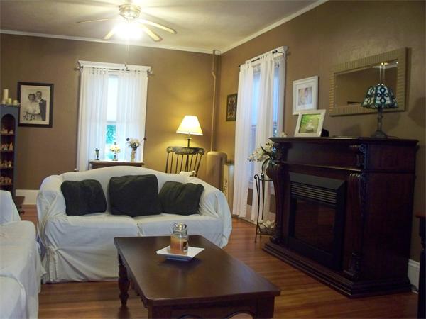 1079 Sumner Avenue Springfield, MA 01118 - Photo 6 of 25