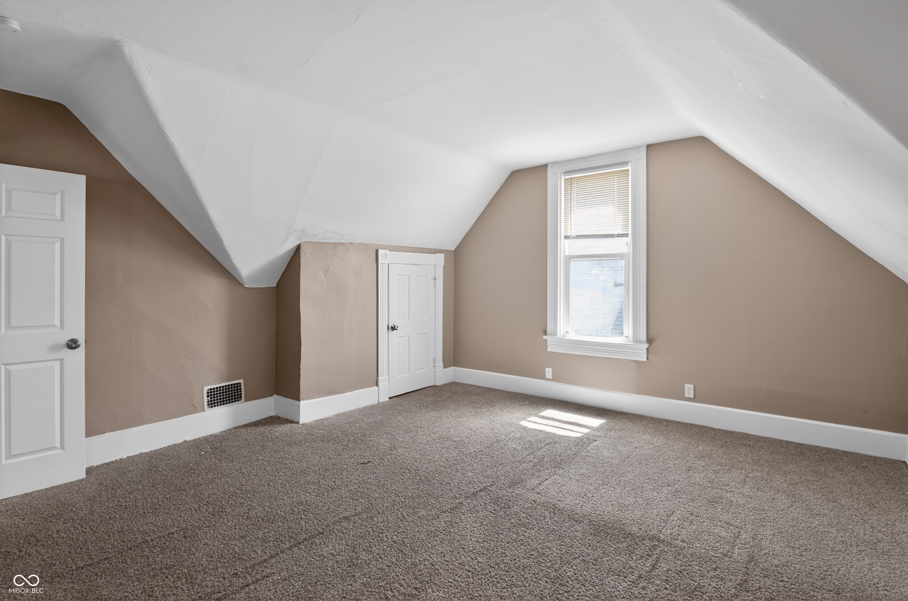 91 North 4th Avenue Beech Grove, IN 46107 - Photo 26 of 33