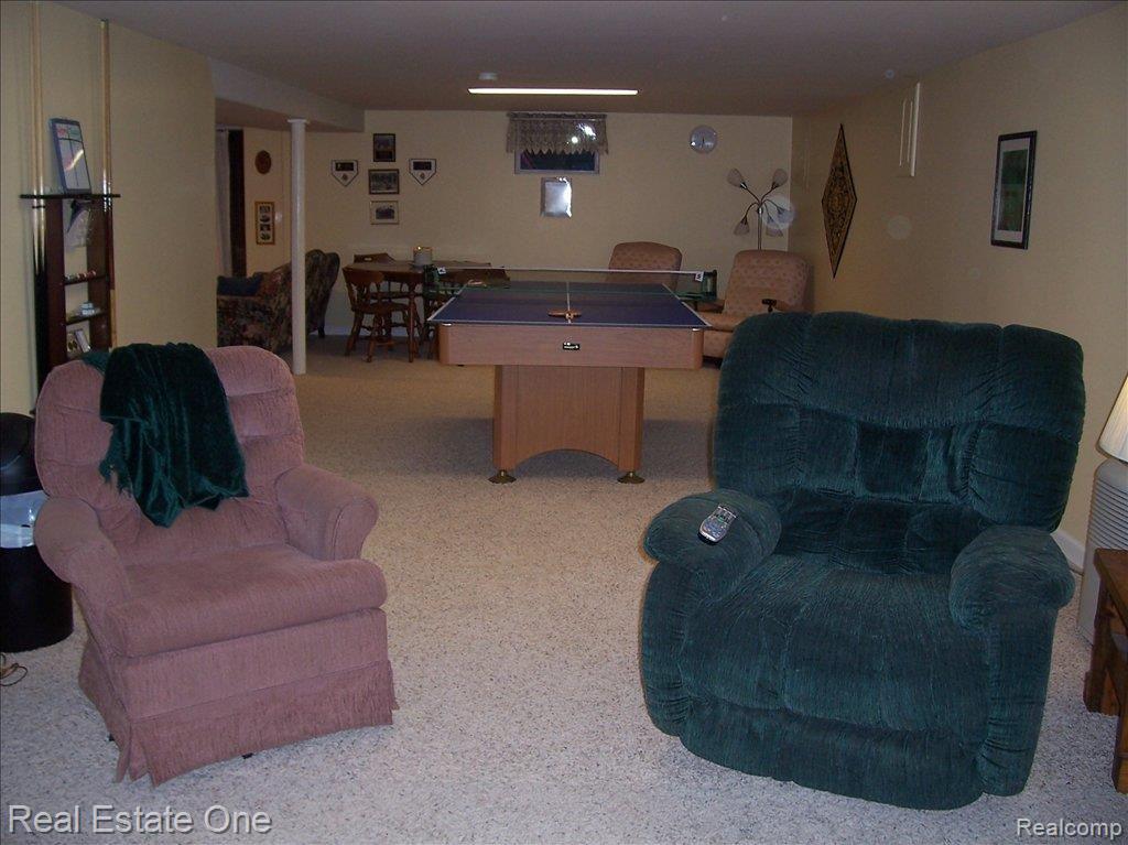 1215 Pratt Road Metamora, MI 48455 - Photo 20 of 23 LL Walkout Rec Room