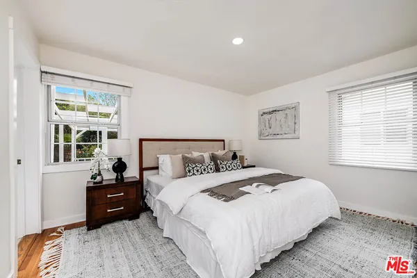 $1,090,000 | 5728 Columbus Avenue, Sherman Oaks, CA 91411