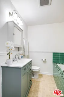 $1,099,000 | 5728 Columbus Avenue, Sherman Oaks, CA 91411