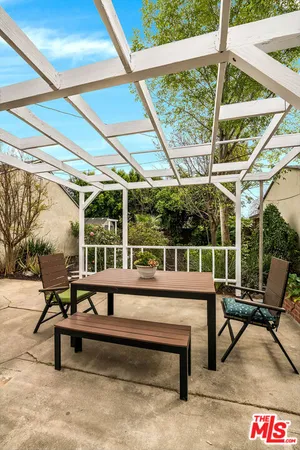 $1,090,000 | 5728 Columbus Avenue, Sherman Oaks, CA 91411