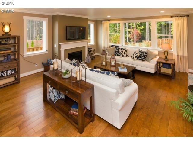 7618 Southwest Applegate Drive Beaverton, OR 97007 - Photo 3 of 29 Gallery Image 3