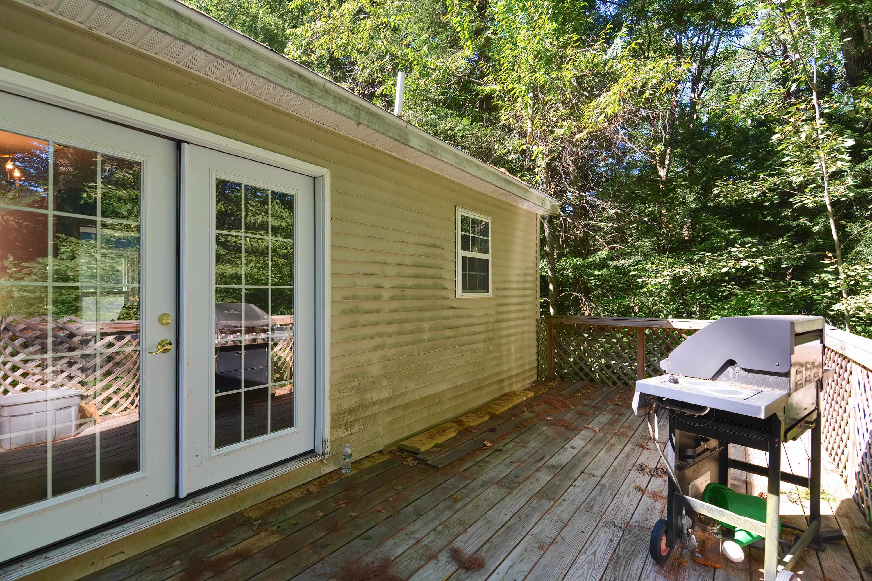 305 Bog Road Hillsborough, NH 03244 - Photo 20 of 31