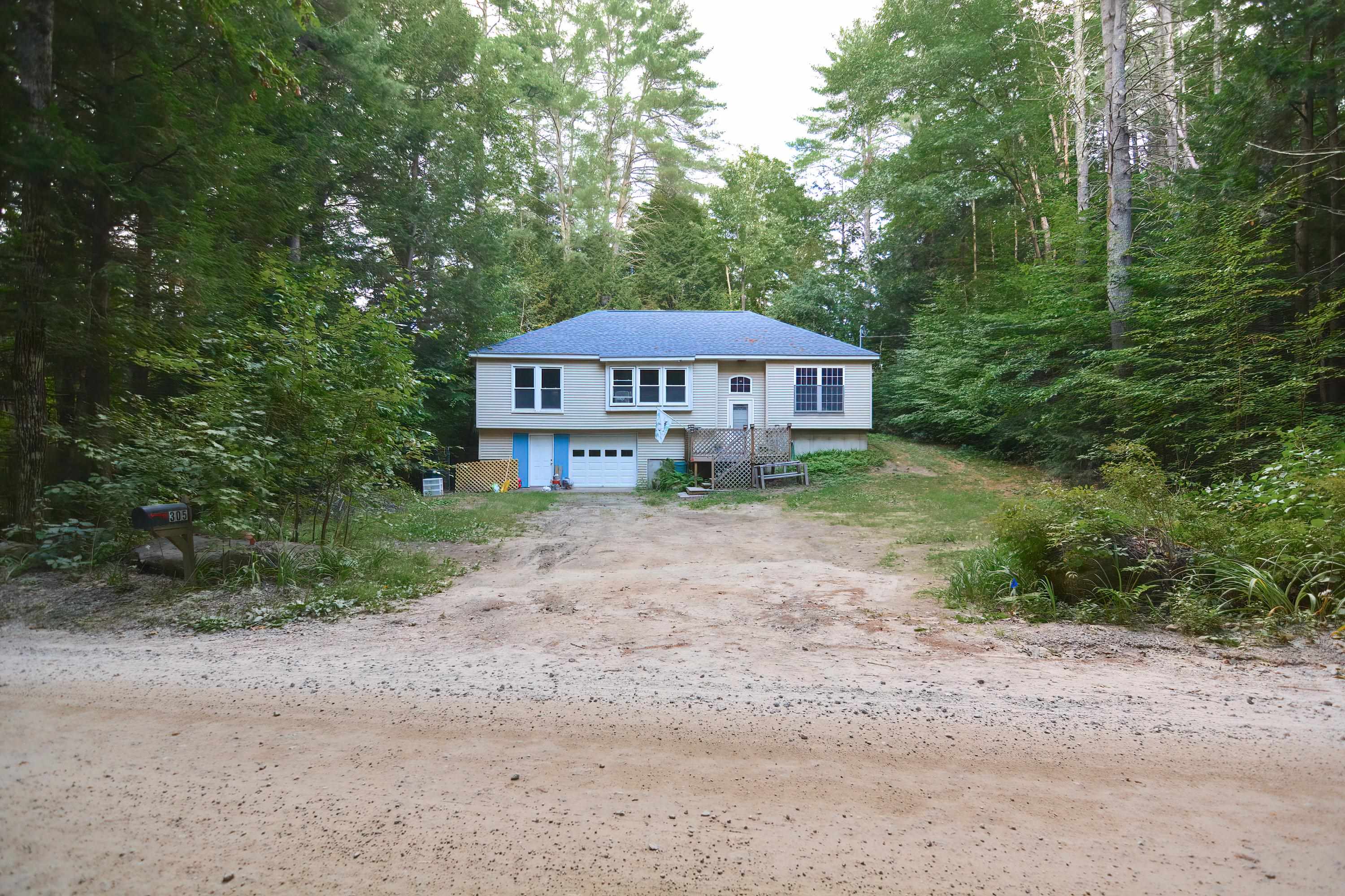 305 Bog Road Hillsborough, NH 03244 - Photo 2 of 31