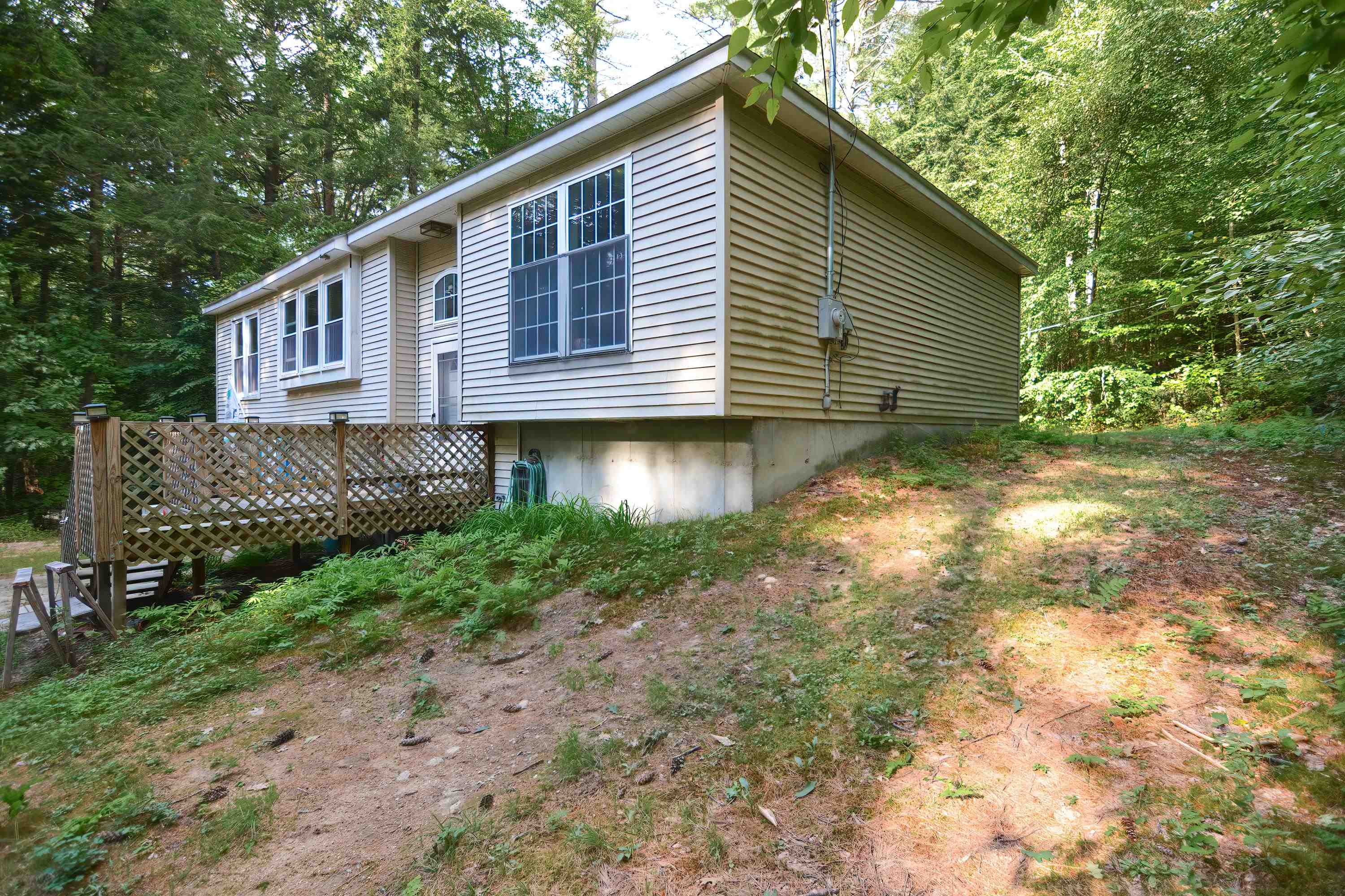 305 Bog Road Hillsborough, NH 03244 - Photo 26 of 31
