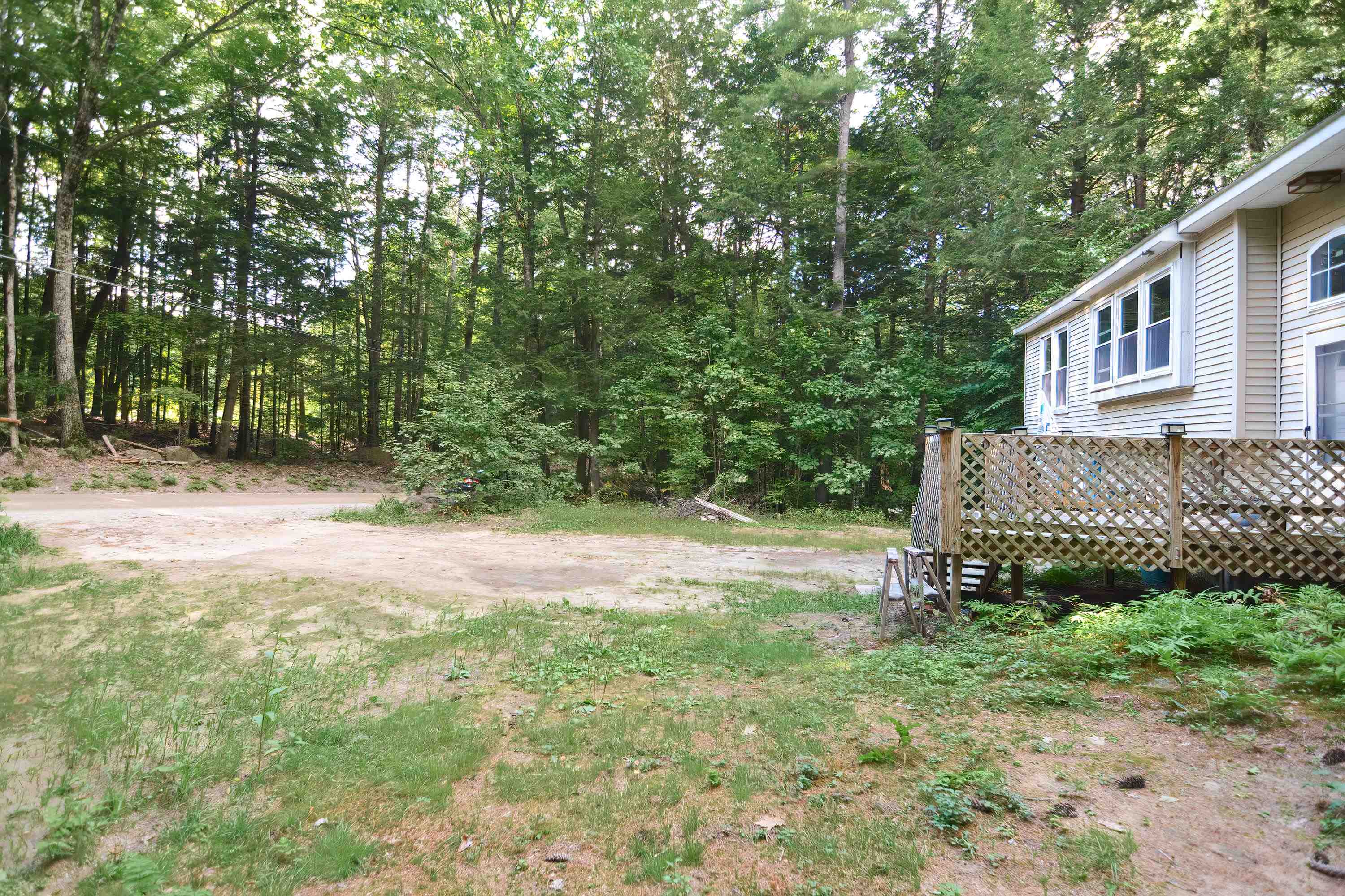 305 Bog Road Hillsborough, NH 03244 - Photo 27 of 31