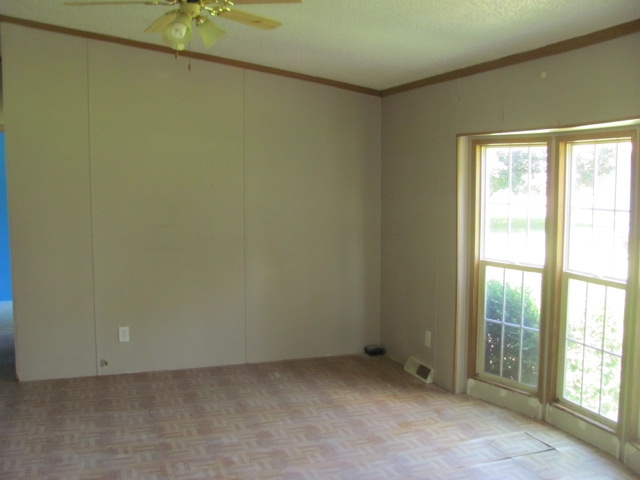 214 Highway 421 Delphi, IN 46923 - Photo 4 of 15 Gallery Image 4