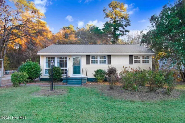 $123,400 | 901 Candlewood Drive, Kinston, NC 28501