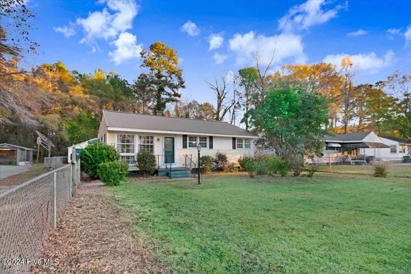 $123,400 | 901 Candlewood Drive, Kinston, NC 28501